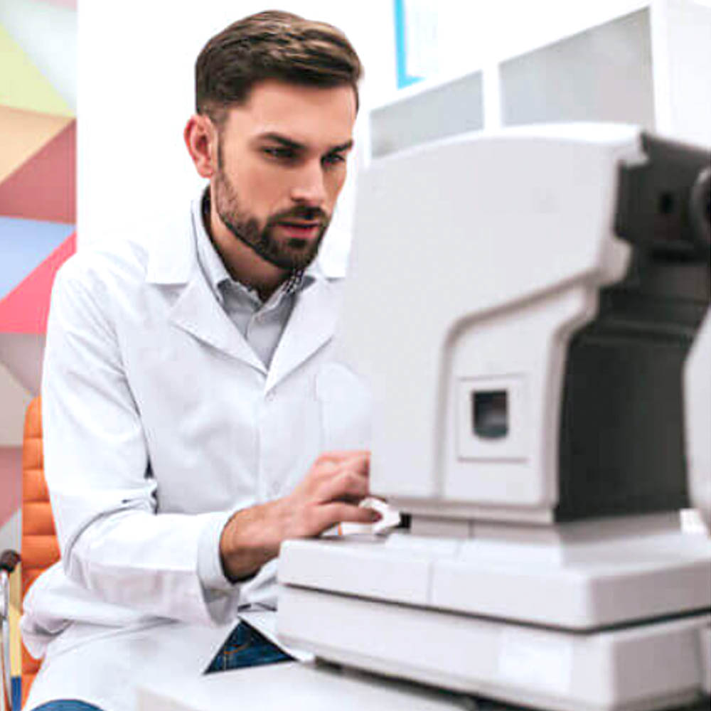 optometrist in Lakeshore
